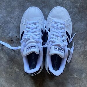 Adidas cloud foam comfort